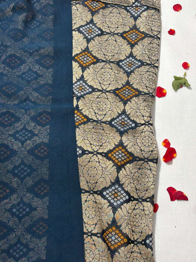 Pure Khadi Georgette Bandhini Banaras Saree - View 2
