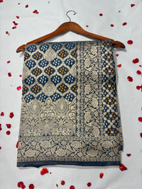 Pure Khadi Georgette Bandhini Banaras Saree view 1